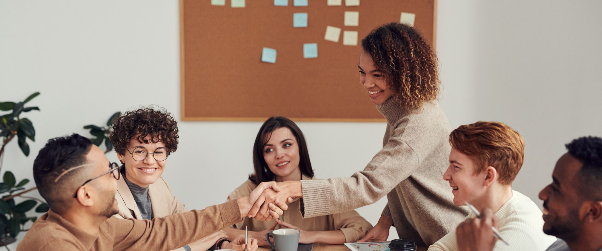 Definición y comunicación de los valores de la empresa: estrategias para gestionar y desarrollar el talento en el lugar de trabajo
