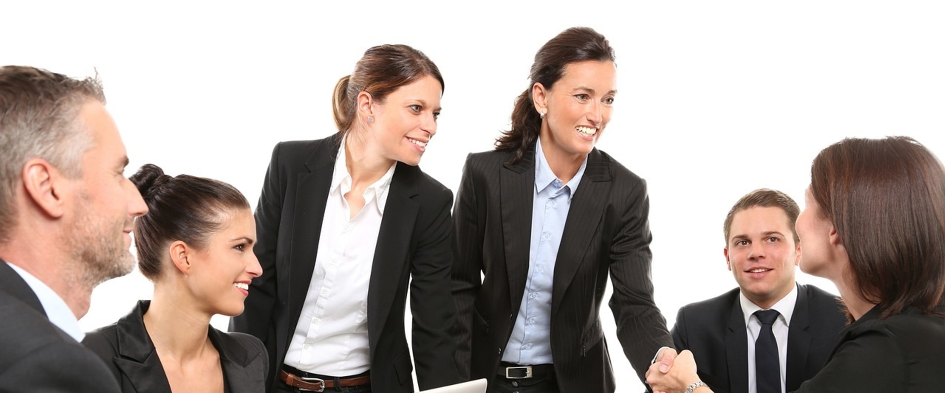 Delegar y empoderar a los empleados para una gestión eficaz de los recursos humanos